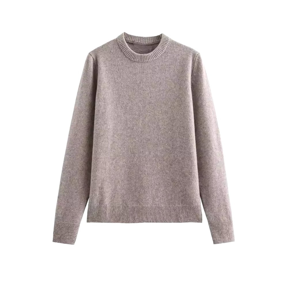 Knitted sweater • Women