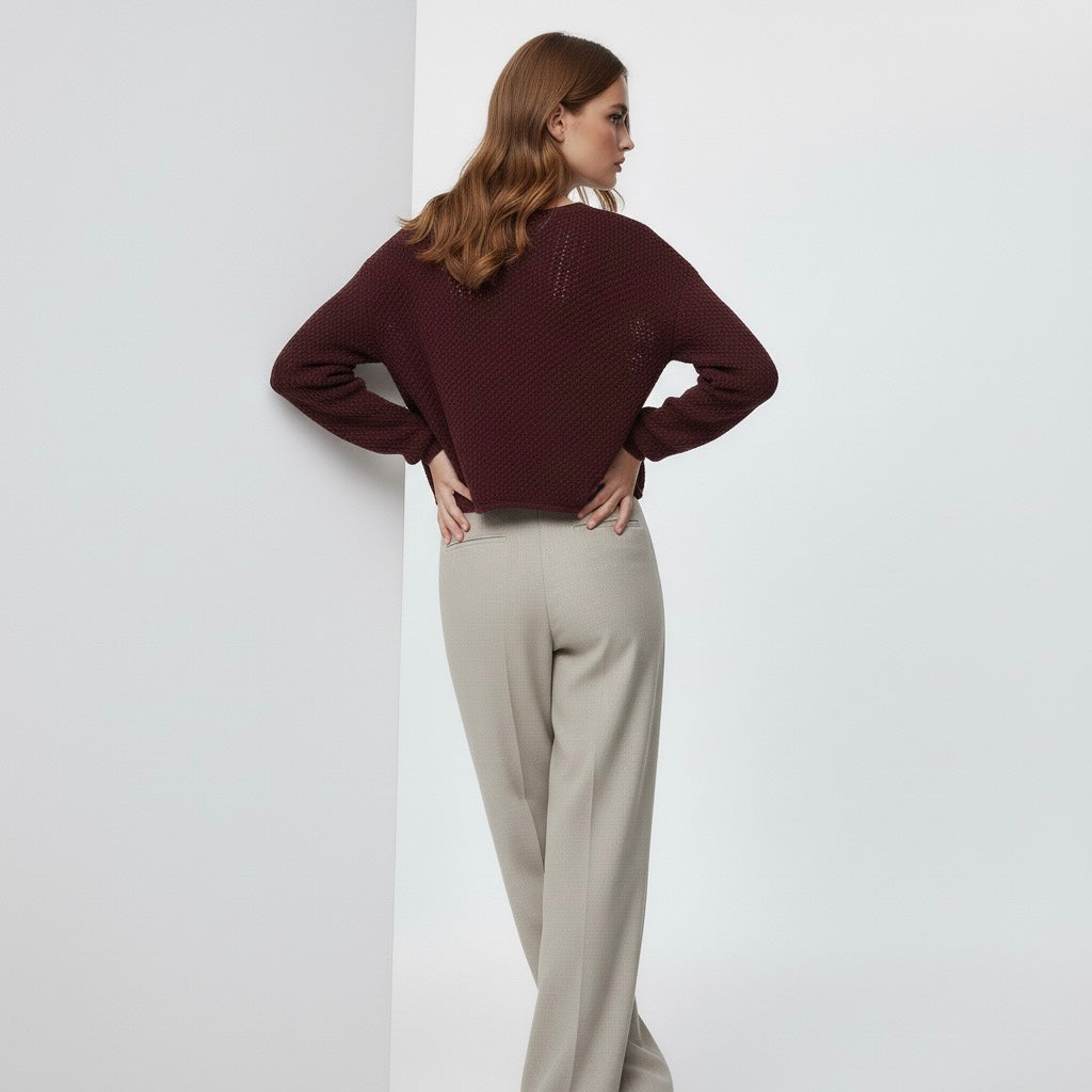 Knitted cardigan • Women