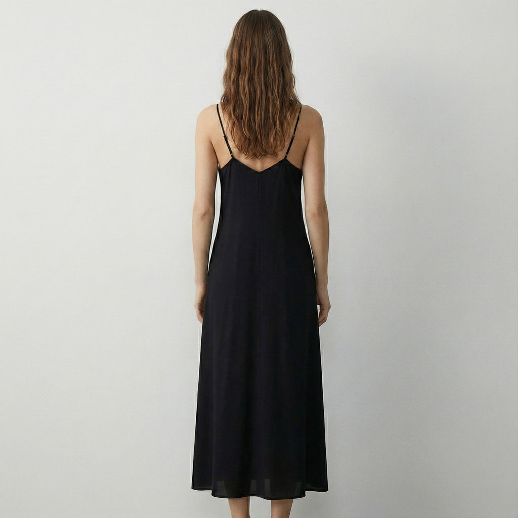 ROBE LÉGÈRE À BRETELLES LIEN