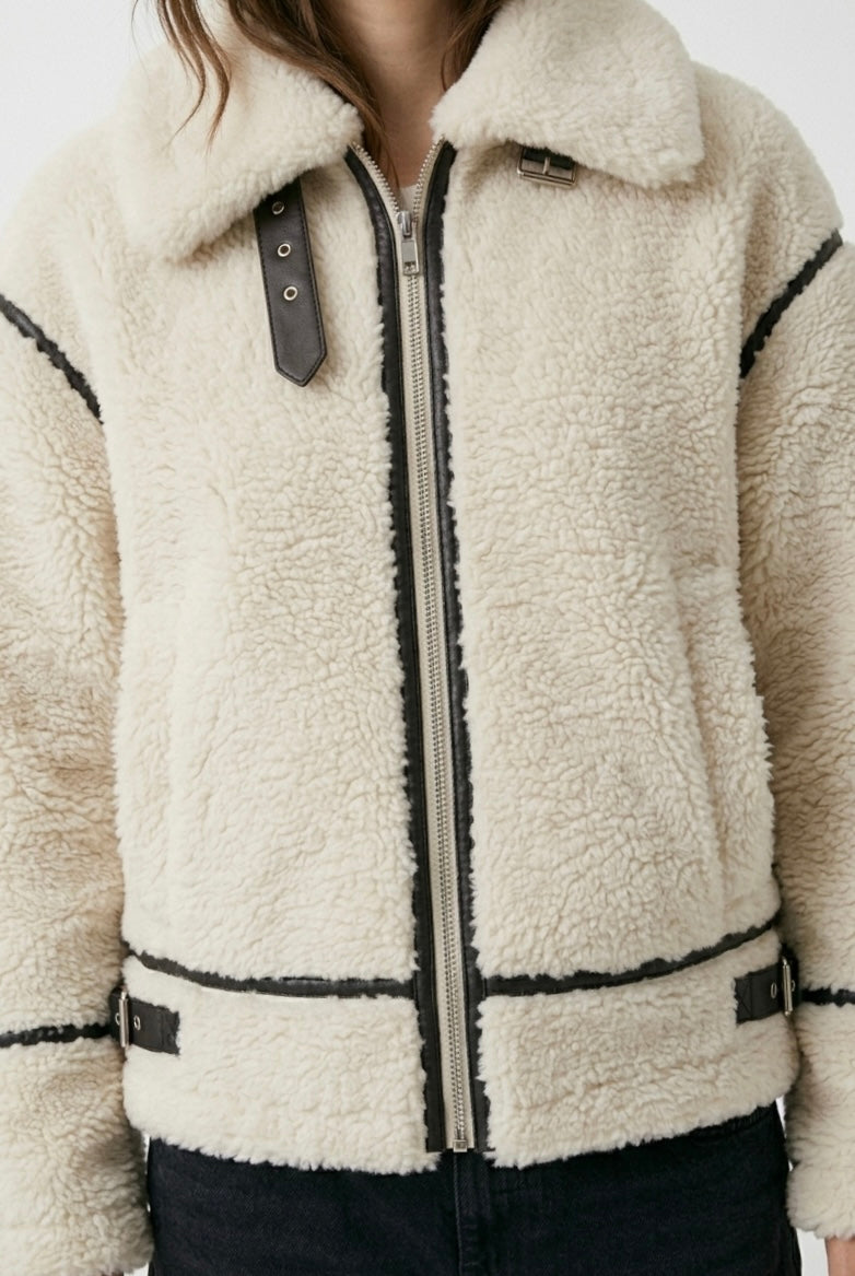VESTE EFFET LAINE COL REVERS