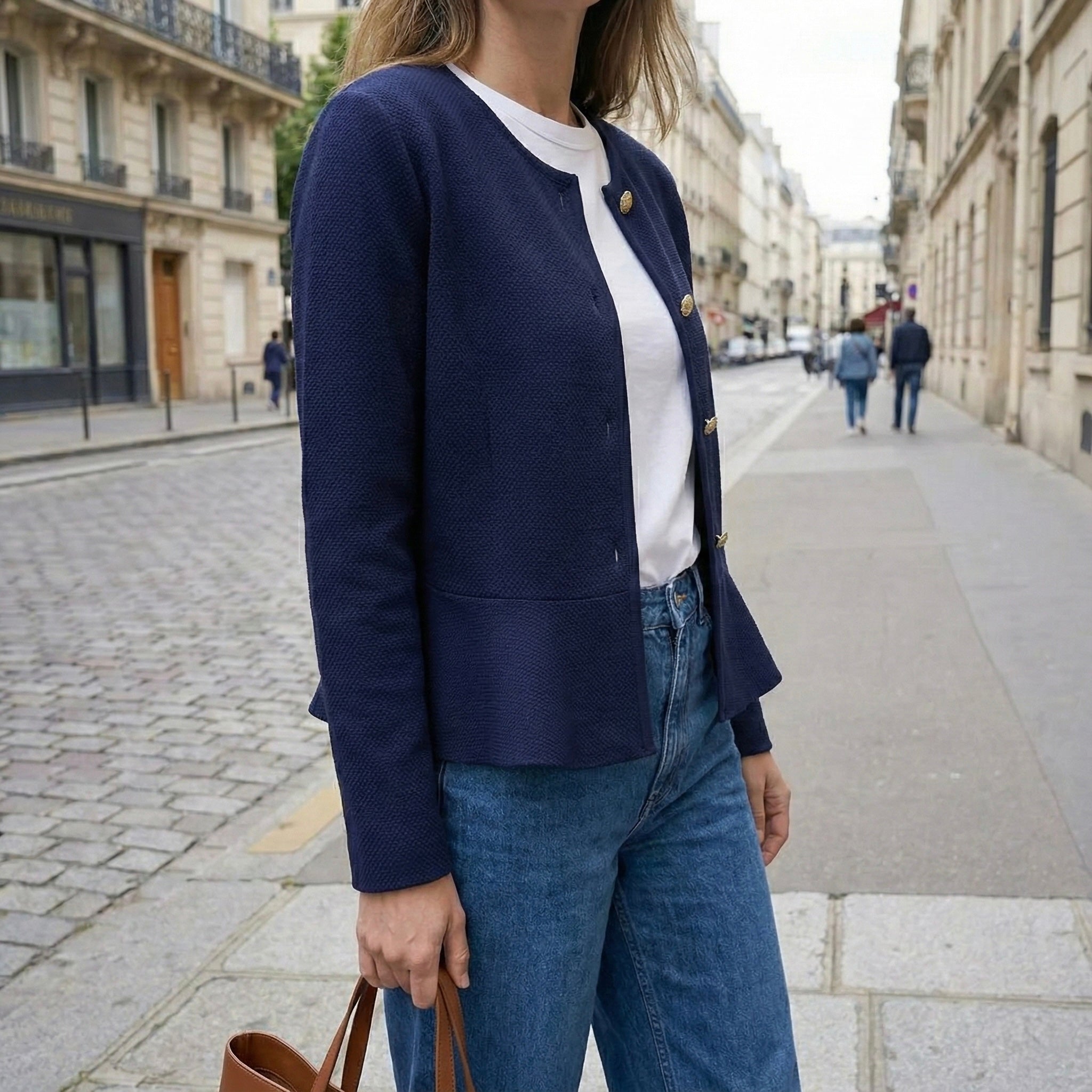 VESTE COURTE TEXTURÉE À BOUTONNAGE SIMPLE