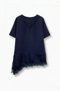 T-SHIRT ASYMÉTRIQUE AVEC DENTELLE