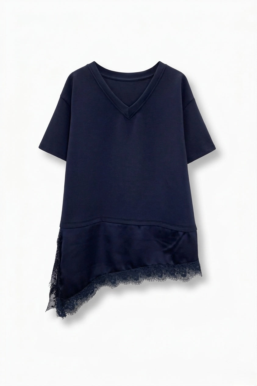 T-SHIRT ASYMÉTRIQUE AVEC DENTELLE