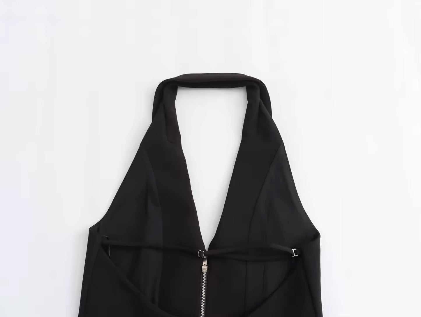 TOP ZIPPÉ DOS NU