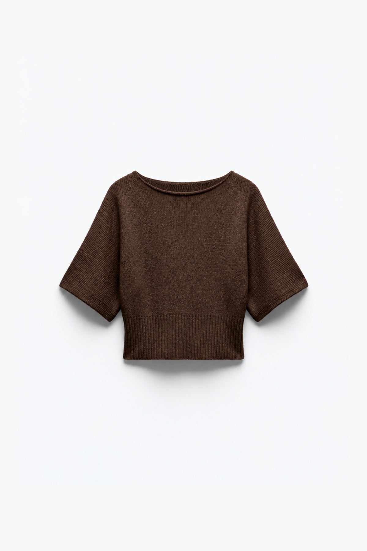 PULL COURT EN MAILLE CINTRÉ