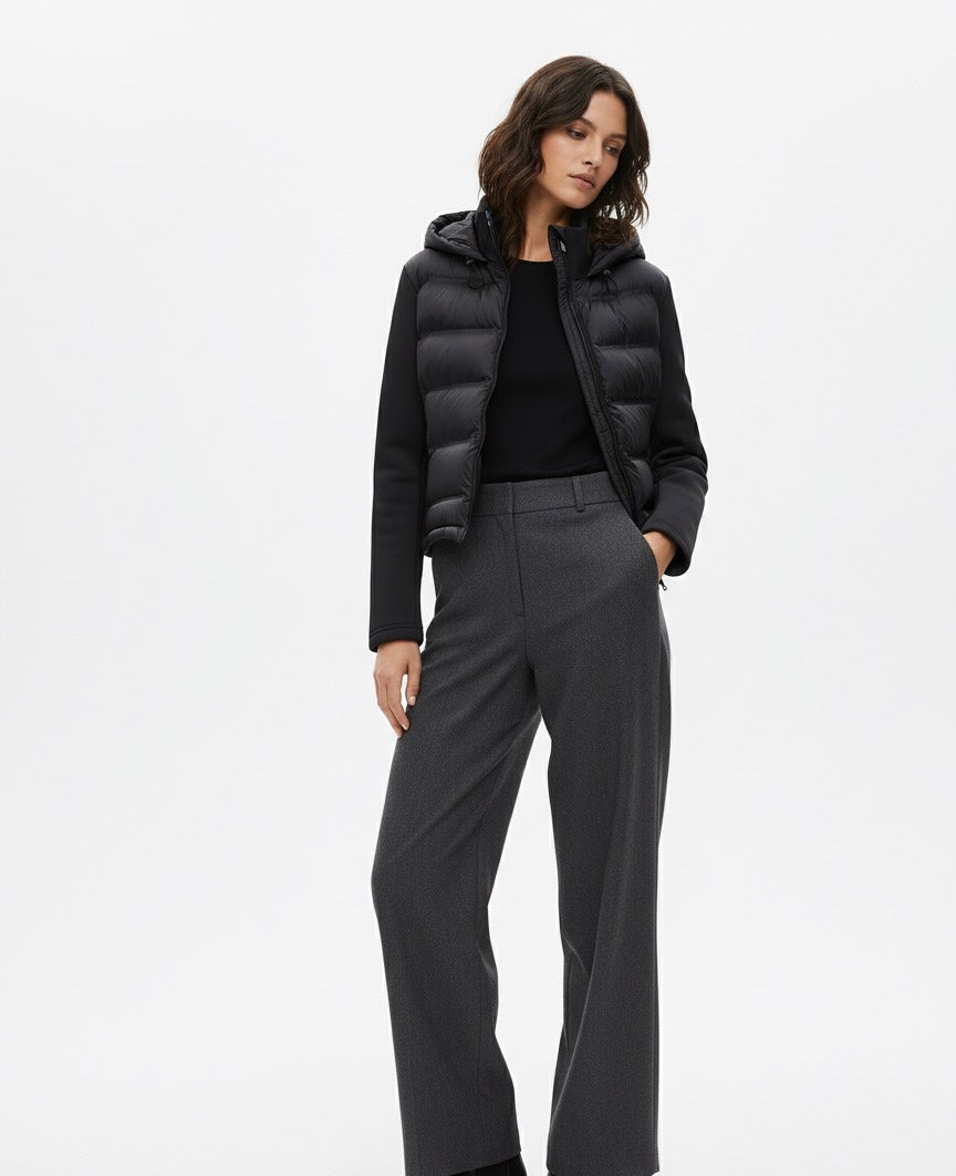 DOUDOUNE COURTE À CAPUCHE