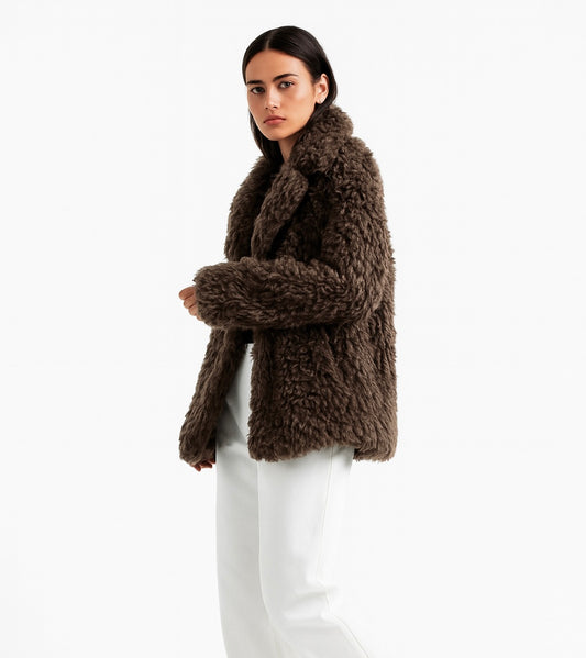 VESTE EFFET FOURRURE BOUCLÉE