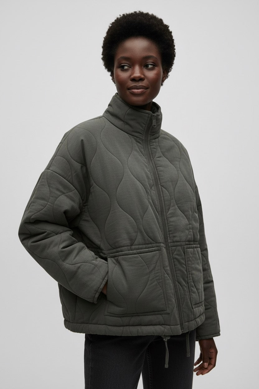 BLOUSON MATELASSÉ OVERSIZE À LIENS
