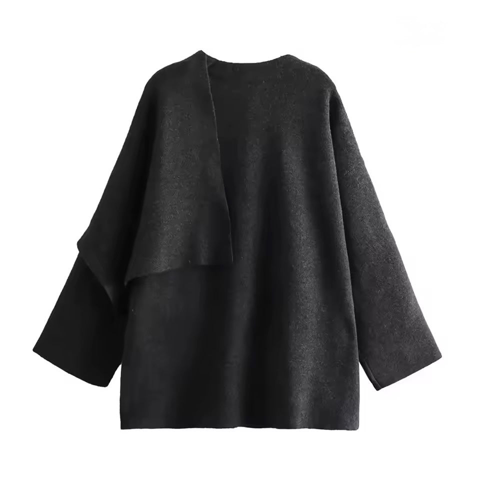 MANTEAU STRUCTURÉ À DRAPÉ INTÉGRÉ