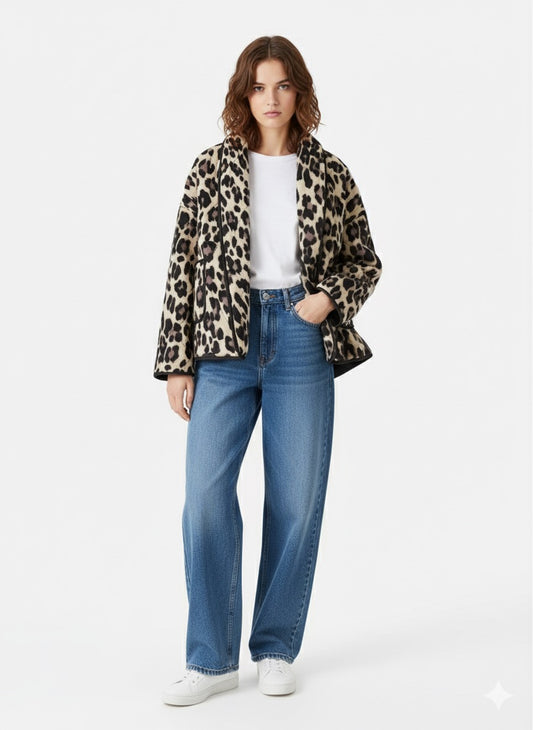 VESTE COURTE MOTIF LÉOPARD STRUCTURÉE