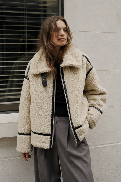 VESTE EFFET LAINE COL REVERS