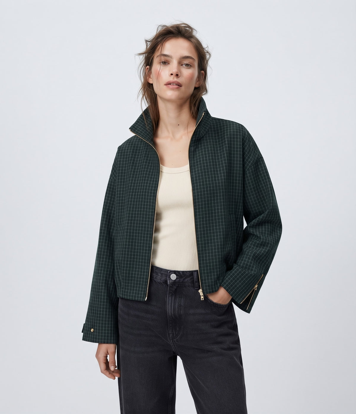 VESTE COURTE TEXTURÉE À CARREAUX (Copie)