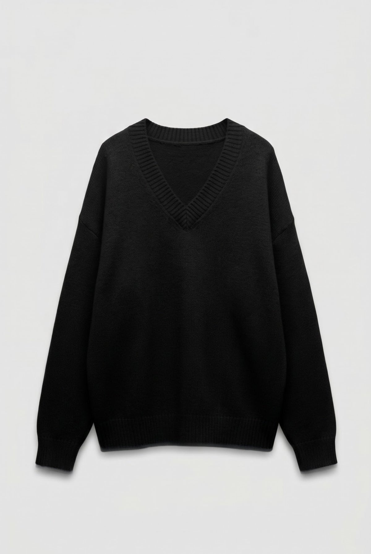PULL EN MAILLE AVEC COL EN V