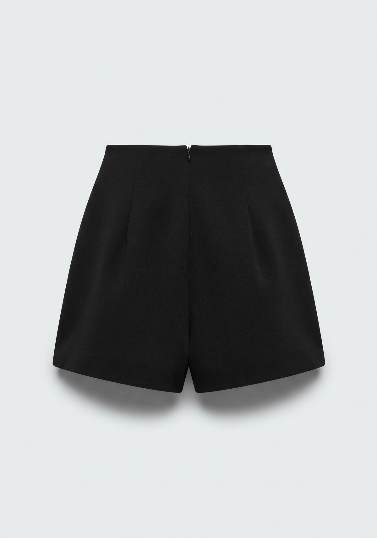 MINI JUPE-SHORT ASYMÉTRIQUE À BOUTONS MÉTALLIQUES