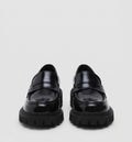 MOCASSIN EN CUIR VERNI À SEMELLE CRANTÉE
