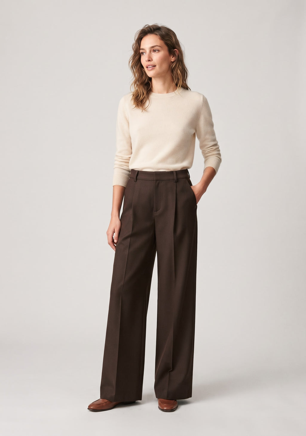 PANTALON LARGE À PLIS