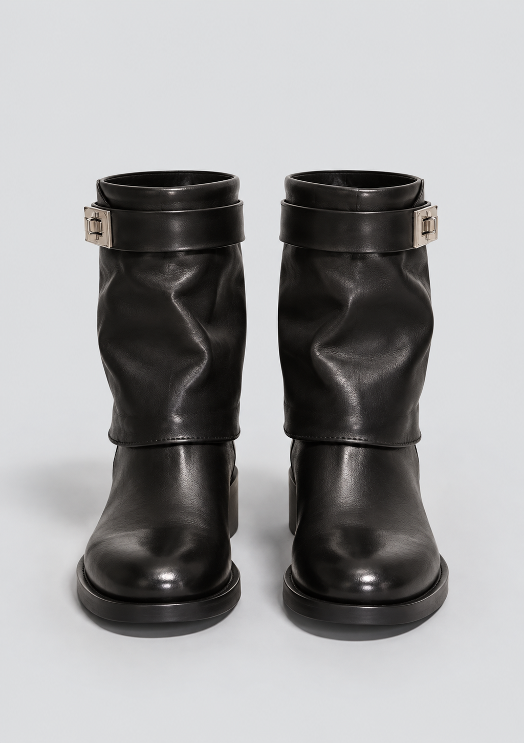 BOTTINES PLATES À TIGE SOUPLE ET BOUCLE MÉTALLIQUE (Copie)