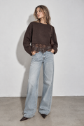 PULL EN MAILLE À BAS EN DENTELLE (Copie)