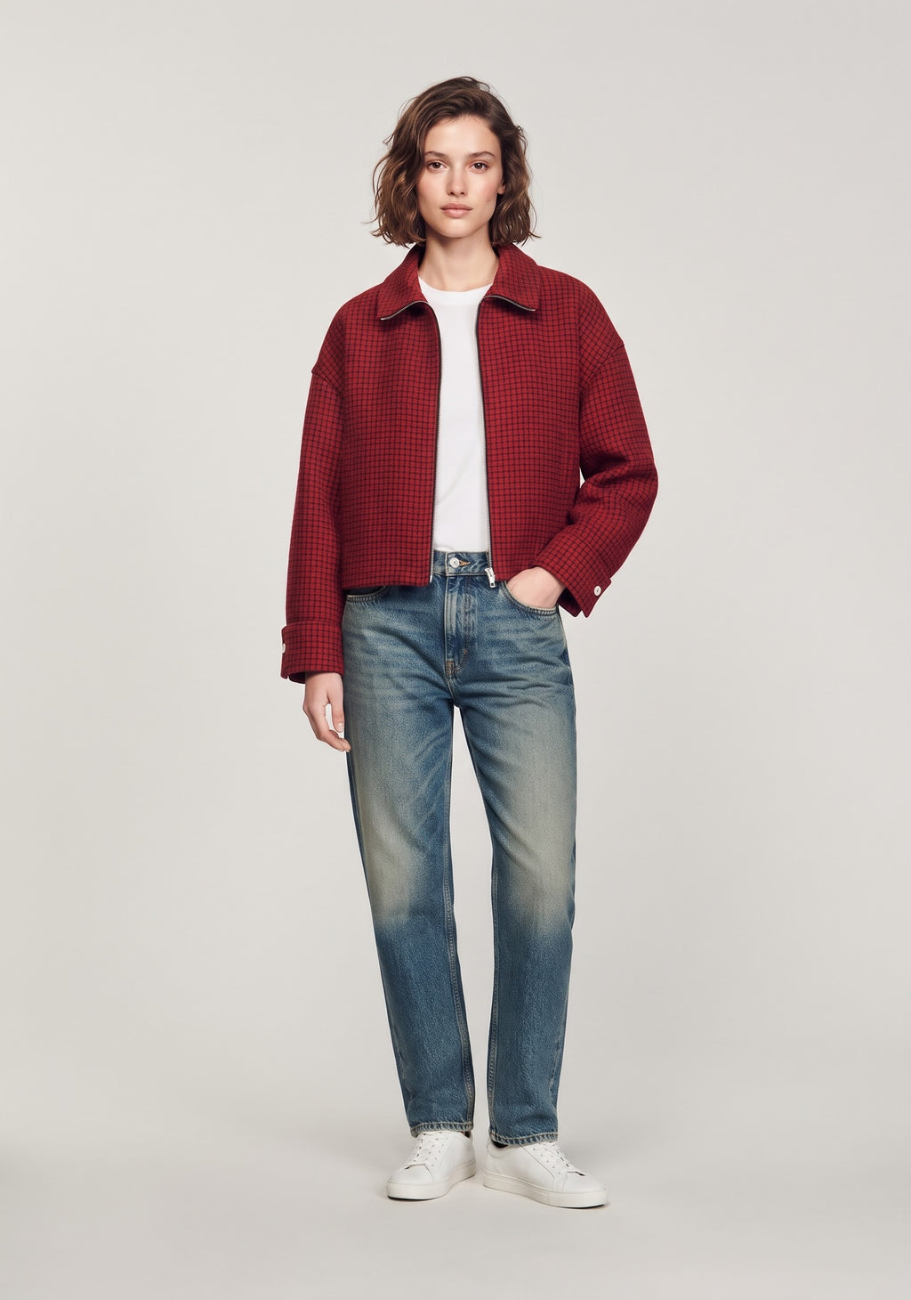 VESTE COURTE TEXTURÉE À CARREAUX