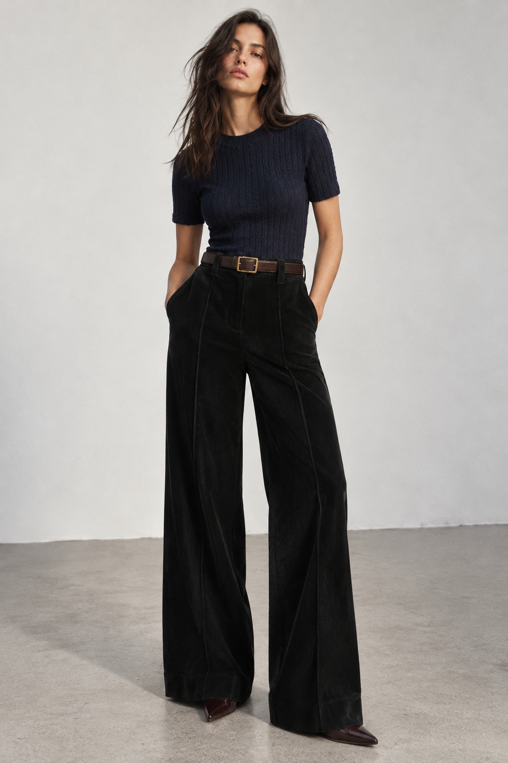 PANTALON LARGE EN VELOURS CÔTELÉ AVEC CEINTURE